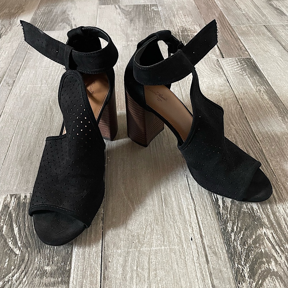 Universal Thread black perforated high heel sandals, size US 9
